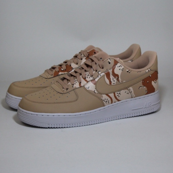 Nike Air Force 1 '07 LV8 Basketball Casual Shoe - Picture 3 of 7